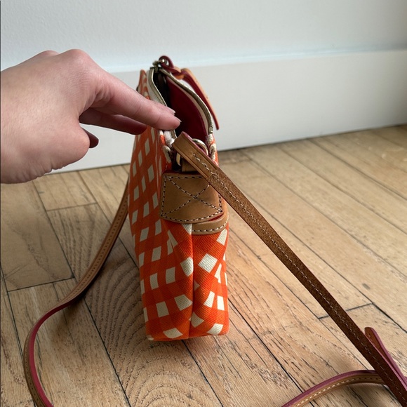 Dooney & Bourke Gingham Plaid
Pouchette Crossbody Orange/White
Leather Canvas - Picture 3 of 10